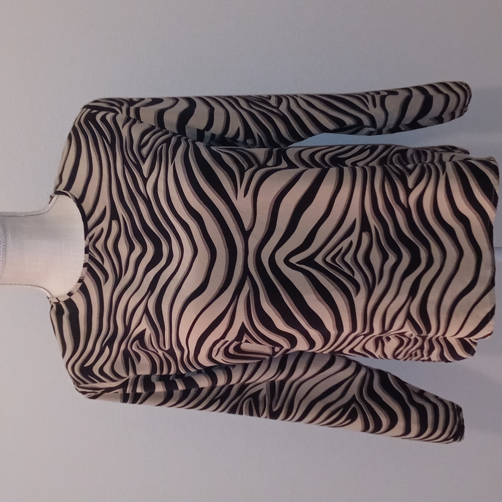 Ann May long sleeve top